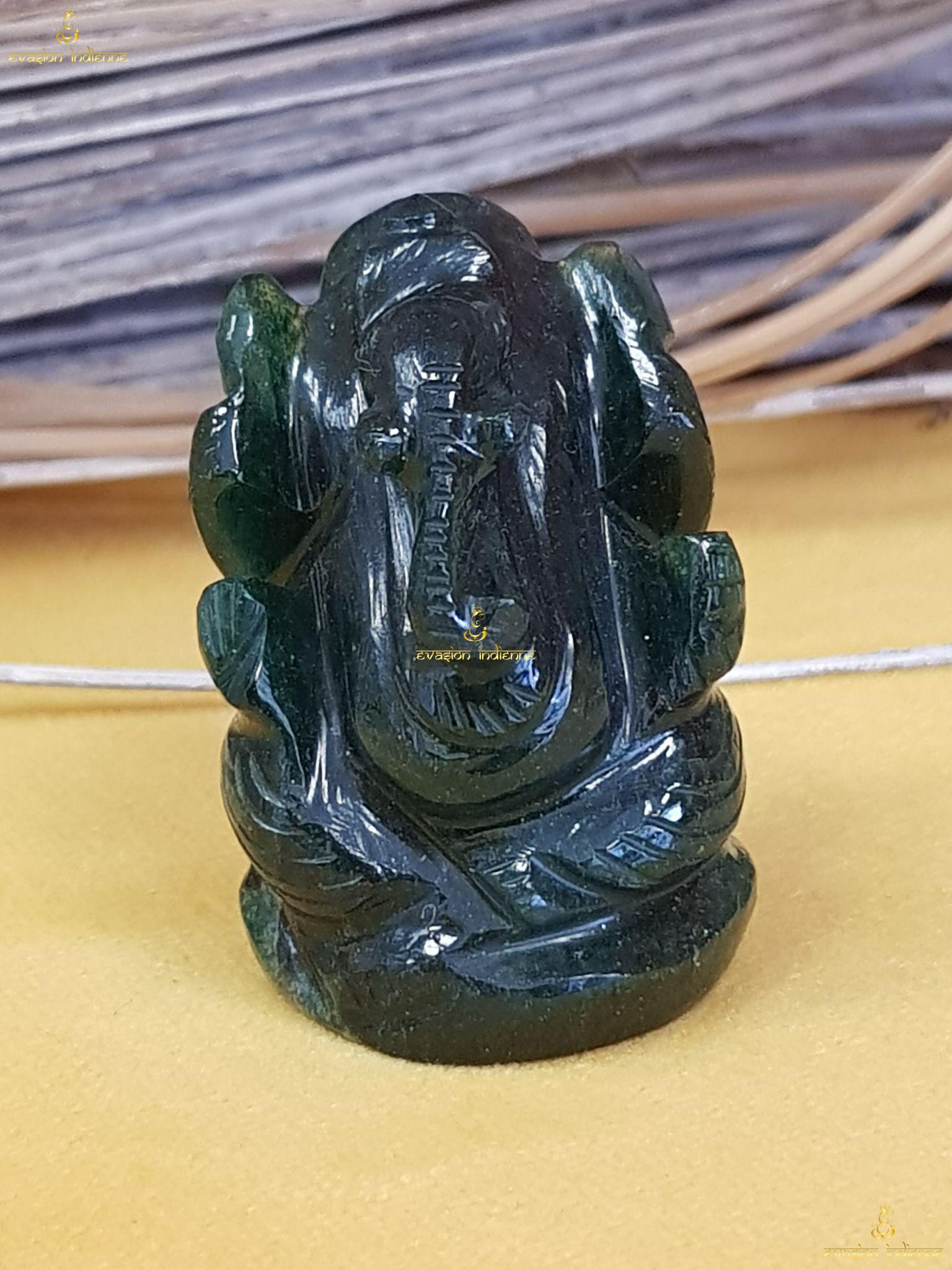 Statue Ganesh en Jade